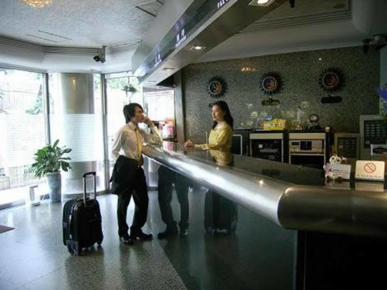 Katherine Plaza Hotel Kaohsiung Exterior foto